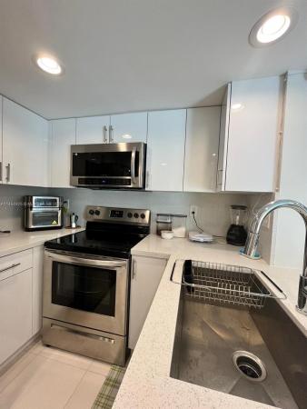 Coral Towers, Tamiami, Florida 33175, image 1