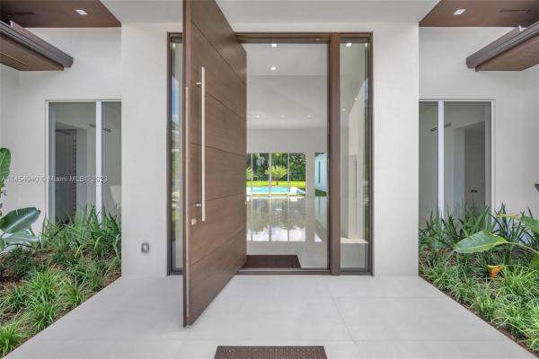Killian Oaks, 9500 SW 104th St, Kendall, Florida 33176, image 1