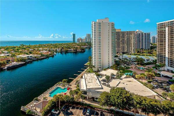 Waterview 2, 20515 E Country Club Dr #2048, Aventura, Florida 33180, image 1