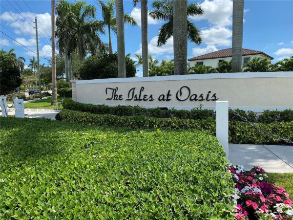 Caribbean Isles Villas, 2730 NE 4th St #201, Homestead, Florida 33033, image 1
