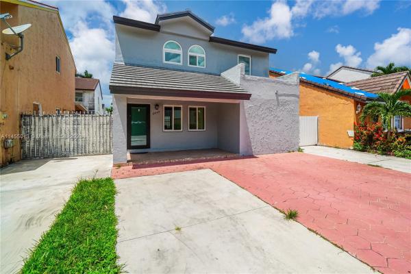 La Pradera Gardens, 8849 NW 108th St, Hialeah Gardens, Florida 33018, image 1