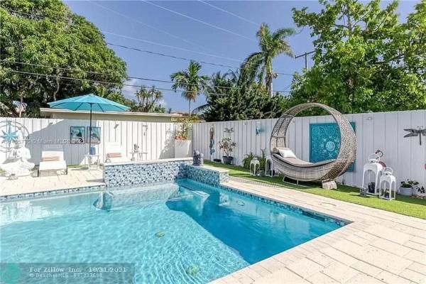 Hollywood Lakes, 1453 Adams St, Hollywood, Florida 33020, image 2