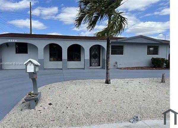 Carol City, 5035 NW 182nd St, Miami Gardens, Florida 33055, image 2
