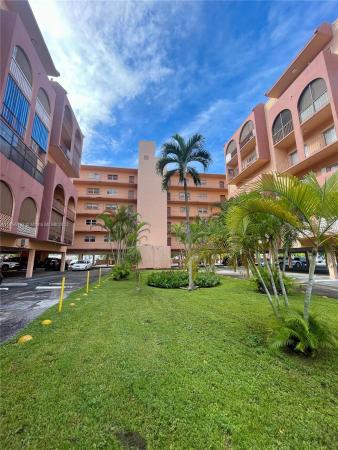 Golden Gate, 440 E 23rd St #1504, Hialeah, Florida 33013, image 1