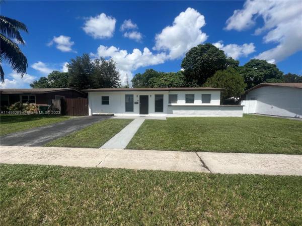 Flair, 4841 NW 11th St, Lauderhill, Florida 33313, image 2