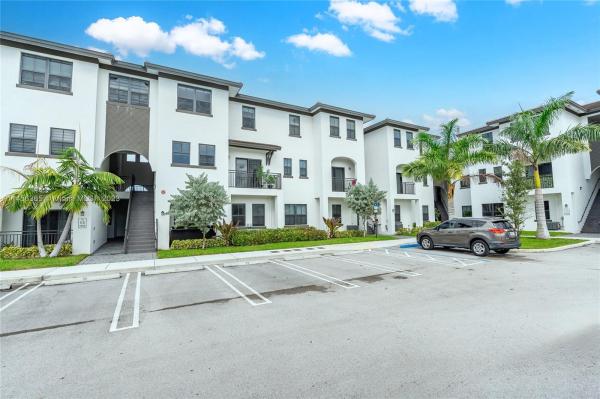 Century Park South, 15650 SW 136th St #206, Kendall, Florida 33196, image 1