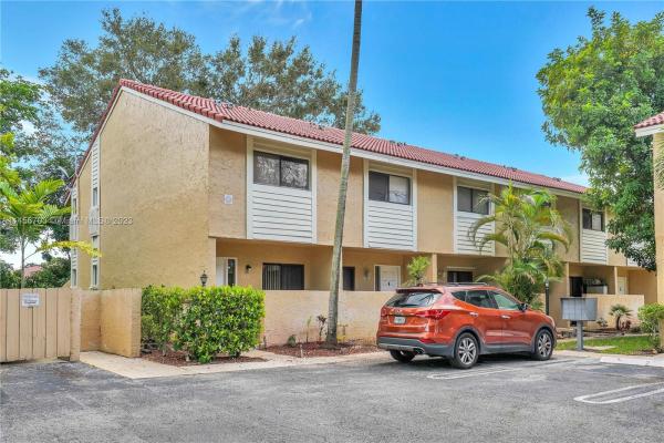 Village Green, 9272 NW 40th St #9272, Coral Springs, Florida 33065, image 1