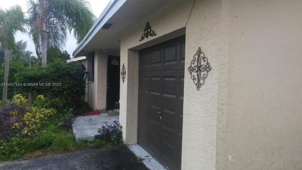 Palm-Aire Village, 6331 NW 34th Ave, Fort Lauderdale, Florida 33309, image 2
