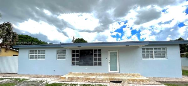 Carol City, 3840 NW 168th St, Miami Gardens, Florida 33055, image 2