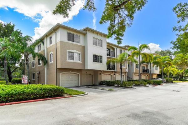 Grand View At Crestwood, 1400 S Crestwood Ct S #1401, Royal Palm Beach, Florida 33411, image 1
