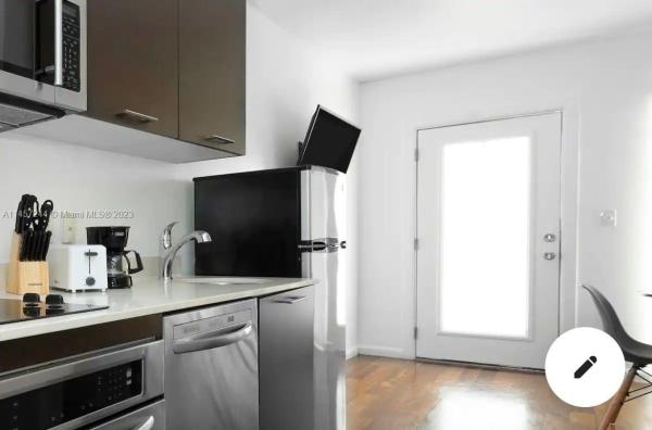 Etruria, 1568 Pennsylvania Ave #314, Miami Beach, Florida 33139, image 1