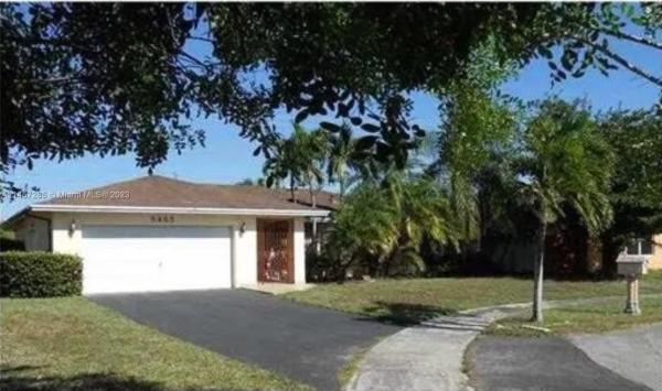 Winston Park, 8463 SW 133rd Pl, Kendale Lakes, Florida 33183, image 2