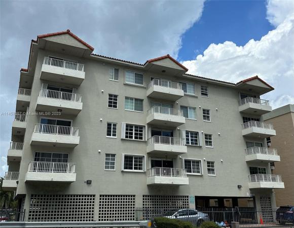 Lake Beach Club, 2600 Collins Ave #505, Miami Beach, Florida 33140, image 1