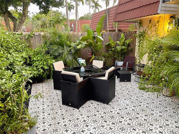 Waterford Courtyards At Jacaranda, 9980 NW 6th Ct #9980, Plantation, Florida 33324, image 1
