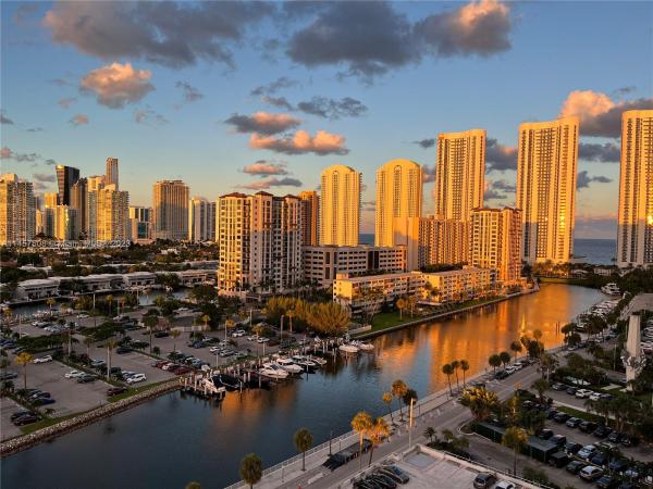 Arlen House West, 500 Bayview Dr #1417, Sunny Isles Beach, Florida 33160, image 1