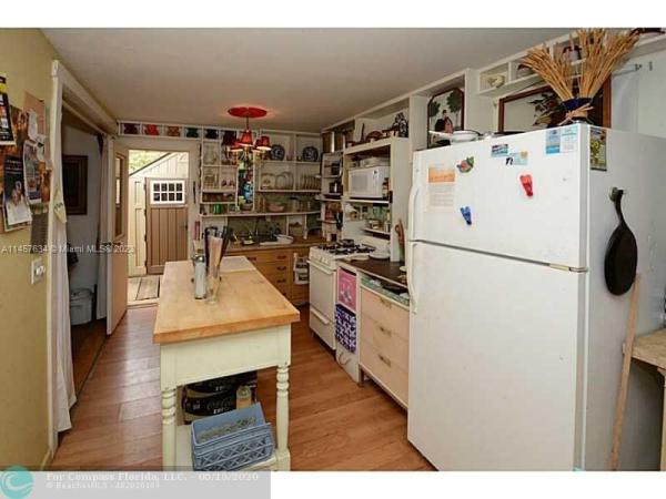 Floranada Center, 660 NE 43rd St, Oakland Park, Florida 33334, image 1