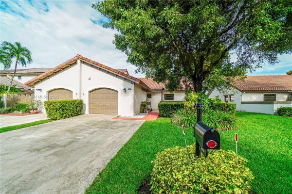 Kings Court West, 8465 SW 113th Ct 0, Kendall, Florida 33173, image 1