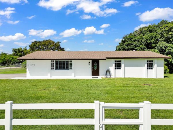 Country Corners, 5891 SW 188th Ave, Southwest Ranches, Florida 33332, image 1