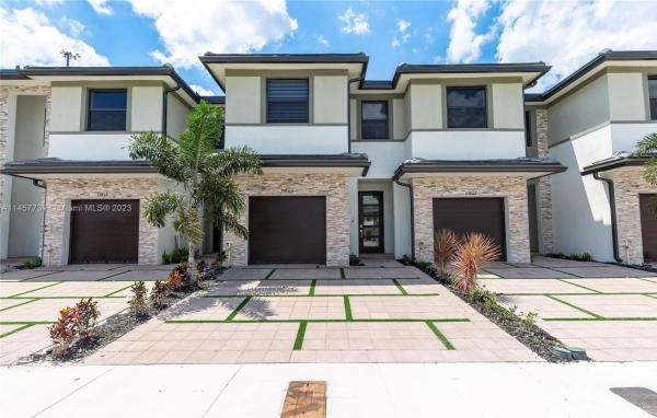 Satori, 15860 NW 91st Ct #15860, Miami Lakes, Florida 33018, image 2