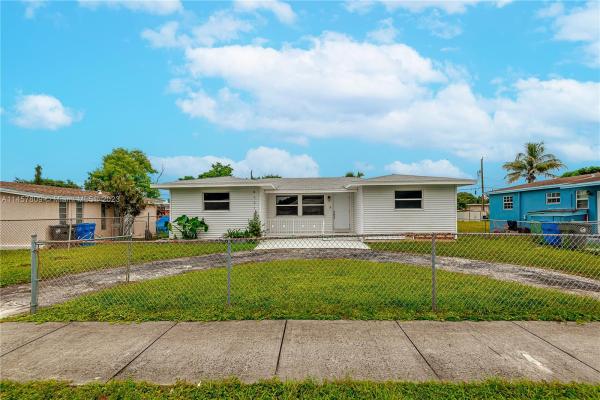Hyde Park, 4321 SW 26th St, West Park, Florida 33023, image 1