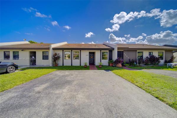 Bent Tree Center, 5025 SW 139th Pl, Kendale Lakes, Florida 33175, image 1