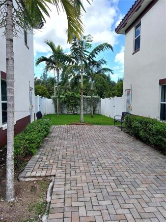 2832 SW 145th Ct, Unincorporated Dade County, Florida 33175, image 2