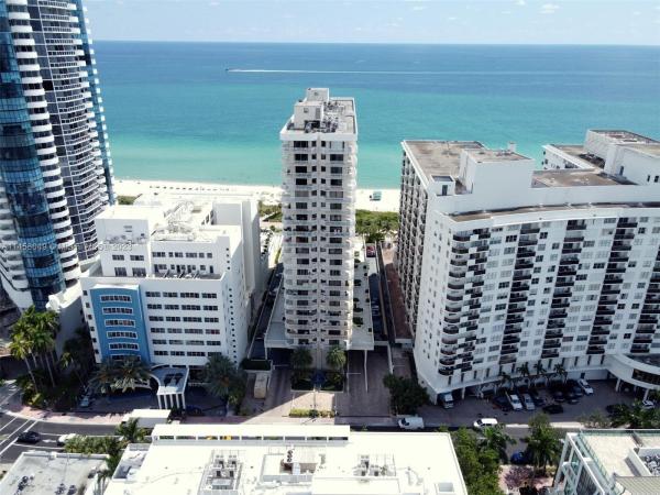 Le Trianon, 6061 Collins Ave #10D, Miami Beach, Florida 33140, image 1