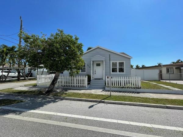 Southerly Hill, 5314 Lake Ave, West Palm Beach, Florida 33405, image 1