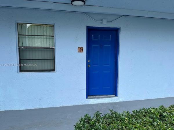 Bleau Grotto, 9460 Fontainebleau Blvd #129, Fountainebleau, Florida 33172, image 1