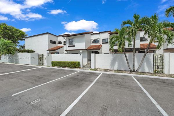 Villa Venezia, 1351 SW 124th Ct #B5, Tamiami, Florida 33184, image 1