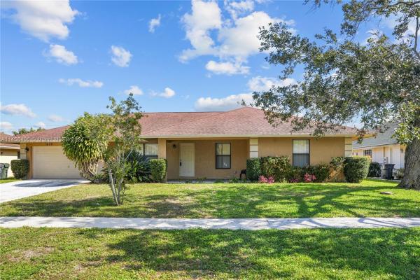 Sugar Pond Manor, 1800 Wisteria St, Wellington, Florida 33414, image 1