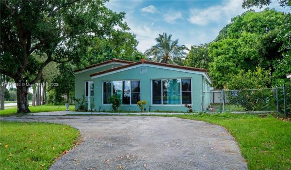 Fulford By The Sea, 1435 NE 172nd St, North Miami Beach, Florida 33162, image 2
