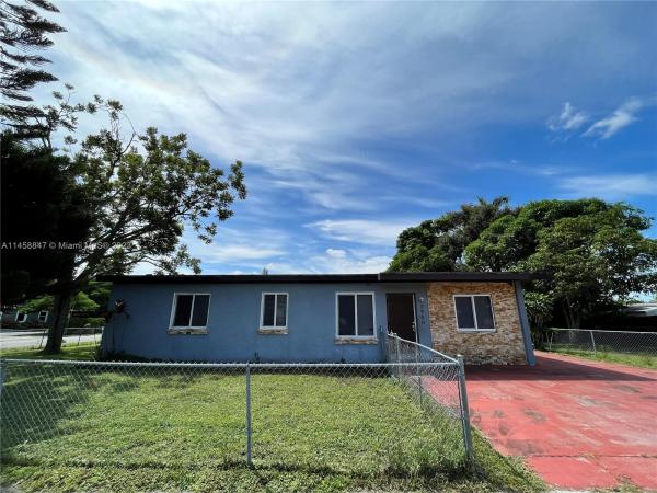 Boulevard Gardens, 2900 NW 5th Ct, Fort Lauderdale, Florida 33311, image 1