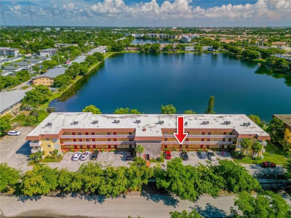 251 NE 187th St #807, Unincorporated Dade County, Florida 33179, image 1