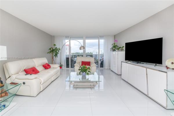 Parker Tower, 3140 S Ocean Dr #710, Hallandale Beach, Florida 33009, image 1