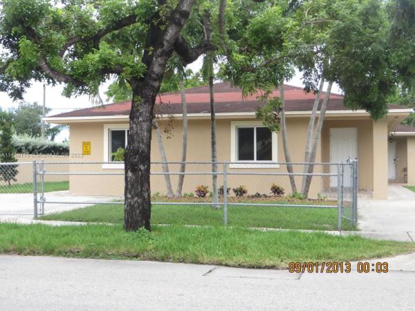2533 NW 179th St #A, Miami Gardens, Florida 33056, image 2