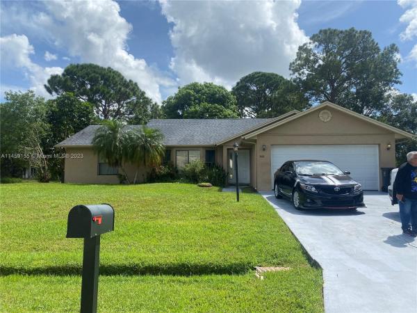 Bayshore Heights, 1601 SE Nancy Ln, Port St. Lucie, Florida 34983, image 2