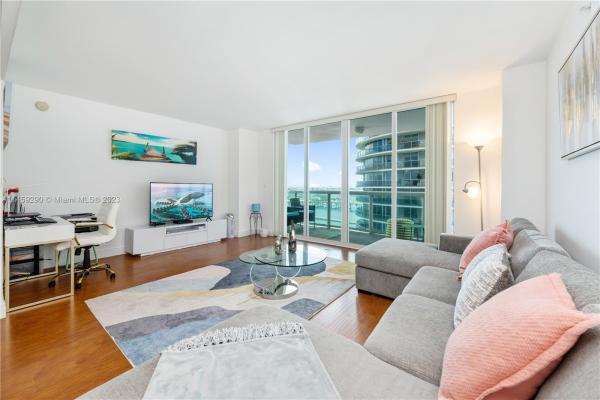 1800 Club, 1800 N Bayshore Dr #3011, Miami, Florida 33132, image 2