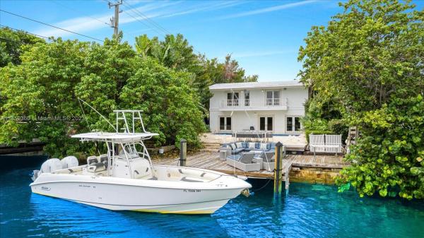 Di Lido Island, 433 E Dilido Dr, Miami Beach, Florida 33139, image 1