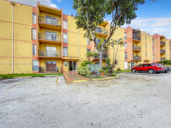 Sunset Villas, 4707 NW 7th St #204-8, Miami, Florida 33126, image 1