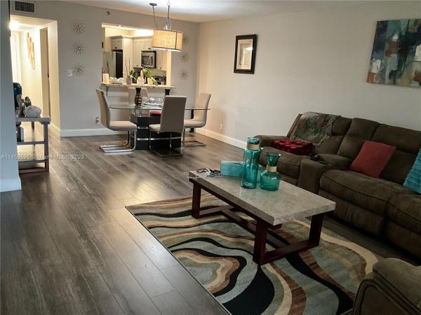 Horizons Of Inverrary, Lauderhill, Florida 33319, image 1