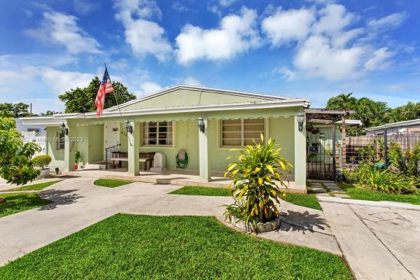 Calvert Manors, 6141 SW 19th St, Coral Terrace, Florida 33155, image 1