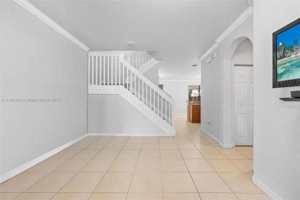 Chateau At The Vineyards, 424 SE 37th Pl, Homestead, Florida 33033, image 1