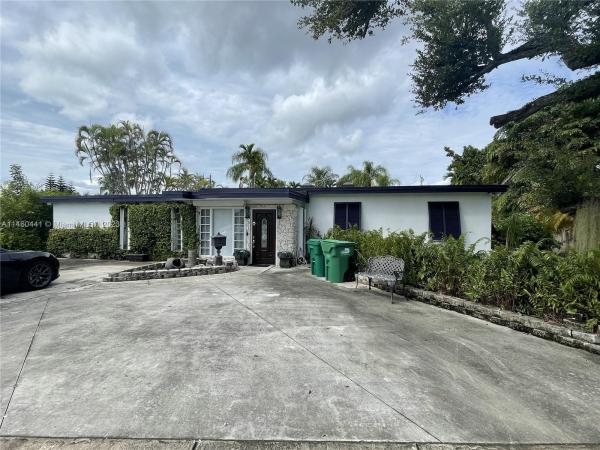 8601 SW 47th St, Olympia Heights, Florida 33155, image 2