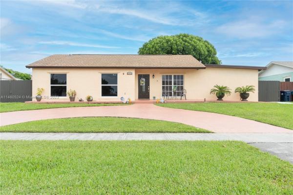 12631 SW 264th St, Unincorporated Dade County, Florida 33032, image 2