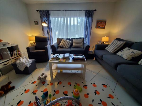 New Land Gardens, 16750 NE 10th Ave #105, North Miami Beach, Florida 33162, image 1