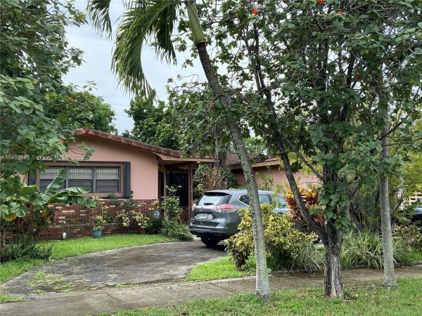 1170 NE 110th Ter, Unincorporated Dade County, Florida 33161, image 2