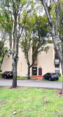 Promenade At Kendale Lakes, 14221 N Kendall Dr #212C, Kendale Lakes, Florida 33186, image 1