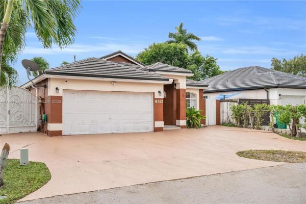 Marbella Park, 8312 NW 201st St, Hialeah, Florida 33015, image 1