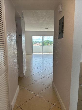 Quail Run Of Sunrise, 2998 E Sunrise Lakes Dr E #417, Sunrise, Florida 33322, image 1
